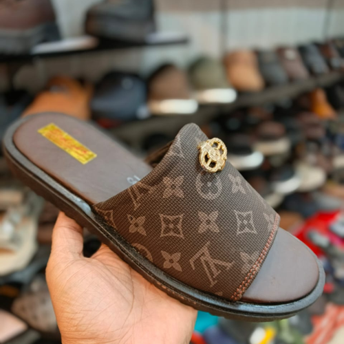 DSC-003 | Deevok Men’s Everyday Essential Chappals
