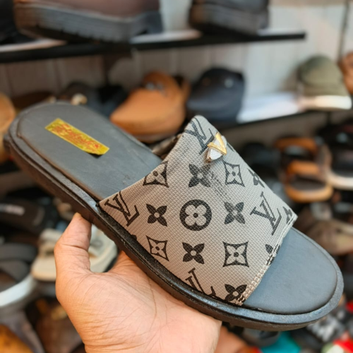 DSC-003 | Deevok Men’s Everyday Essential Chappals