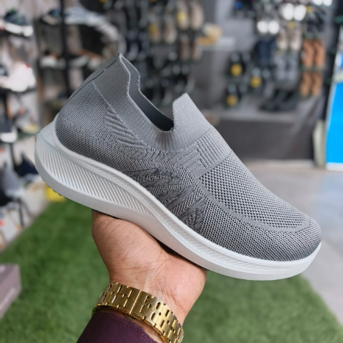 DSA-021 | Deevok Men’s Aero-Knit Slip-On Sneakers