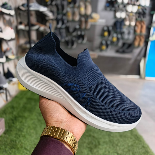 DSA-021 | Deevok Men’s Aero-Knit Slip-On Sneakers