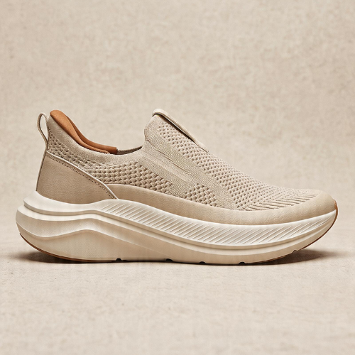 DSA-013 | Deevok Men’s Precision Knit Slip-On Sneakers